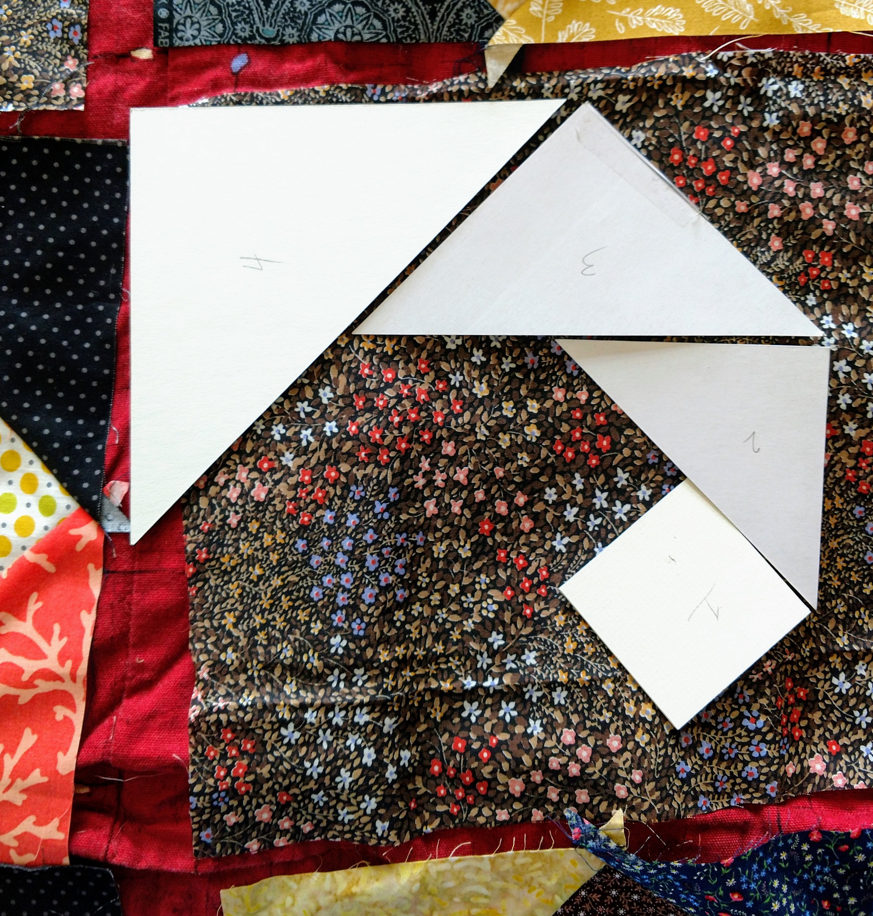 Shapes that form the Monkey Wrench pattern